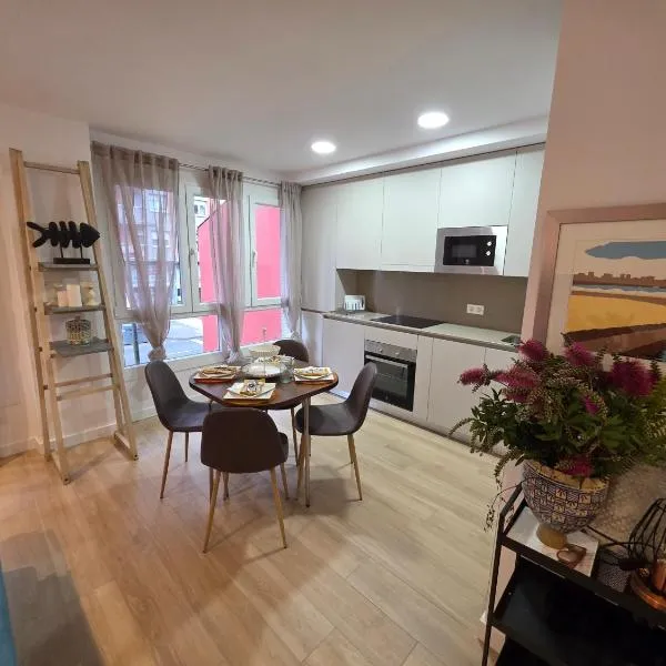 아빌레스에 위치한 호텔 Avilés Luce A - 2 habitaciones - 1 baño - VUT-7460-AS