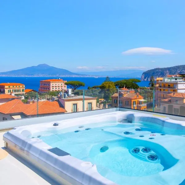 AMORE RENTALS - The Square Penthouse, hotel in Sorrento