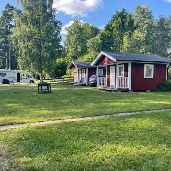 Klämmingsbergsbadets - STUGA GÖSEN, hotel in Gnesta