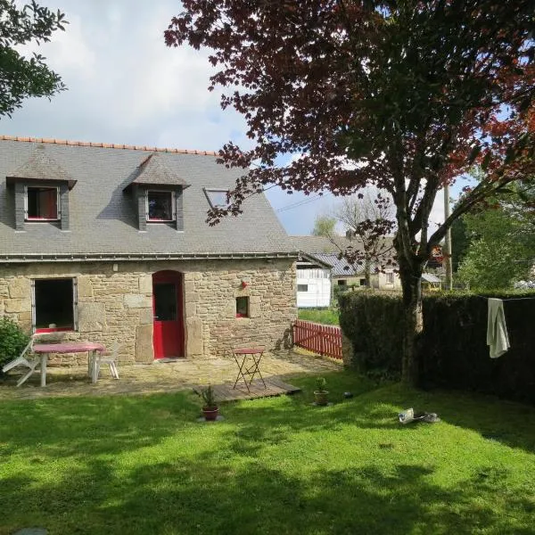 Gîte de vacances avec wifi, hotel v destinaci Quistinic