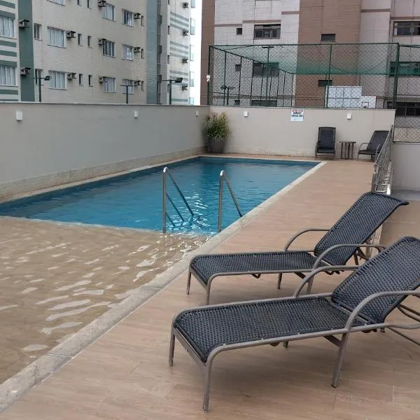 Apartamento Aconchegante a 50 metros da praia, hotel in Vila Velha