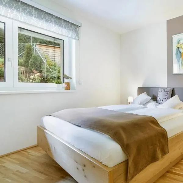Alpinum Residence Lungau Ferienwohnung mit Garten, khách sạn ở Tamsweg