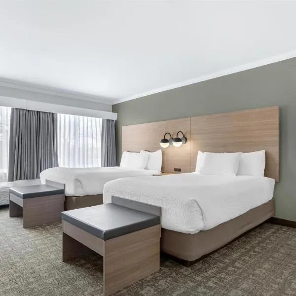 Best Western Plus Windjammer Inn & Conference Center, viešbutis mieste Berlingtonas