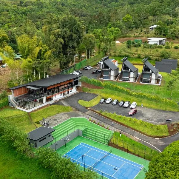 Villa Bosque CR, hotel in Turrialba