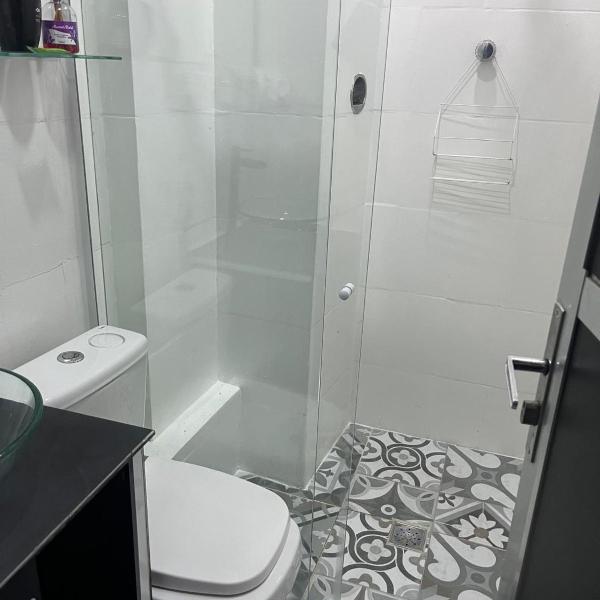 quitinete mobiliado para 2 pessoas - Foto 3