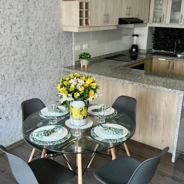 Apartamento cerca de Solca y Embajada Americana, hotel v destinaci Quito