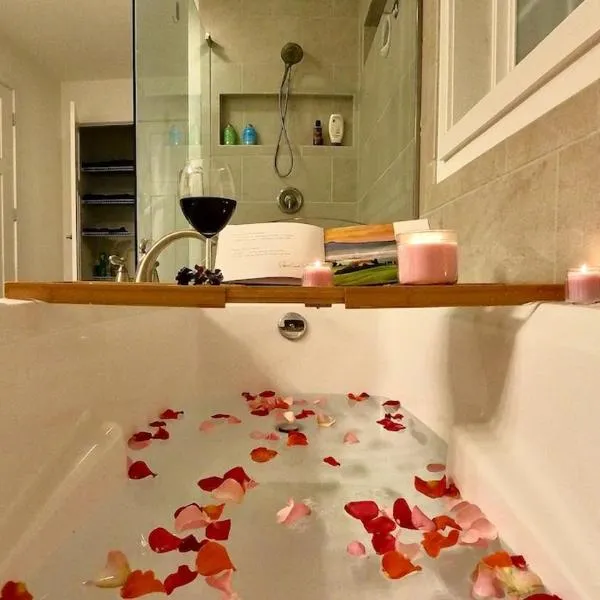 Perfect Family Getaway! Steps from Attractions, hotel in Hummelstown