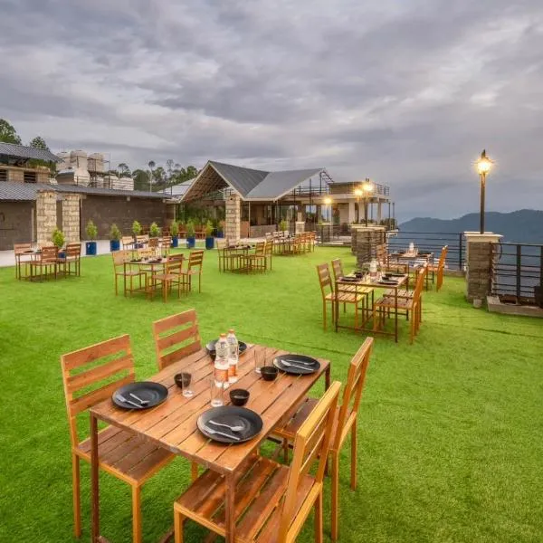 Mountain Breeze Hill Crest Luxury Apartments, hotel v destinaci Dharampur
