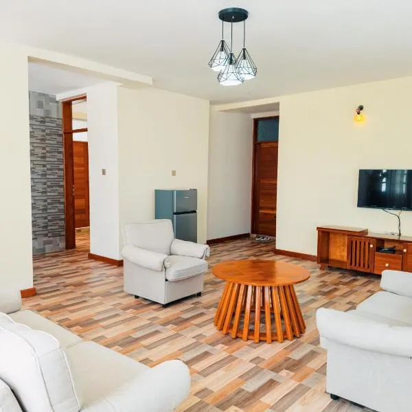 Leah Amenities, hotel a Tabora