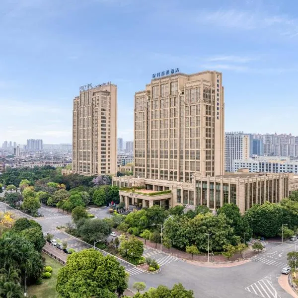 Junluxe Hotel Guangzhou Zengcheng-Free Shuttle Bus For Canton Fair, hotel in Zengcheng