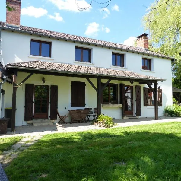 Maison de campagne, hotel in Touchay
