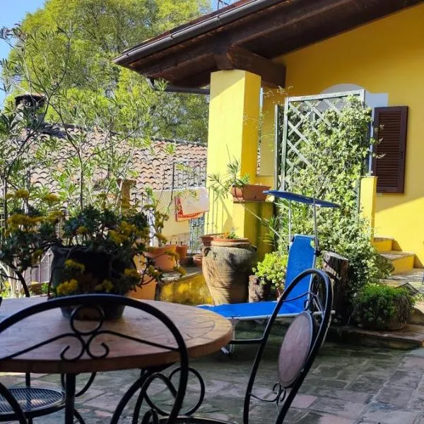Cà Borgo Vecchio, hotel v destinaci Brusasco
