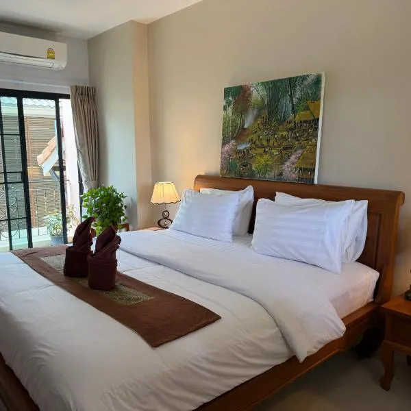Laph Kham House, hotel in Chiang Mai