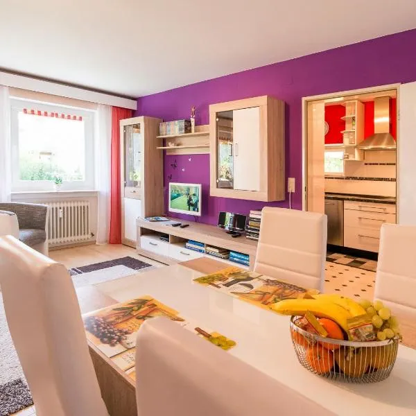 Ferienwohnung Knopf, hotel v destinaci Schömberg