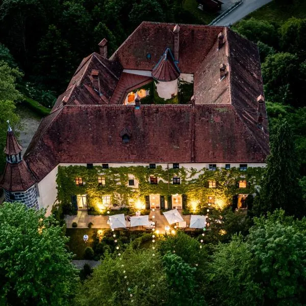 Schloss Ernegg, hotel v destinaci Steinakirchen am Forst