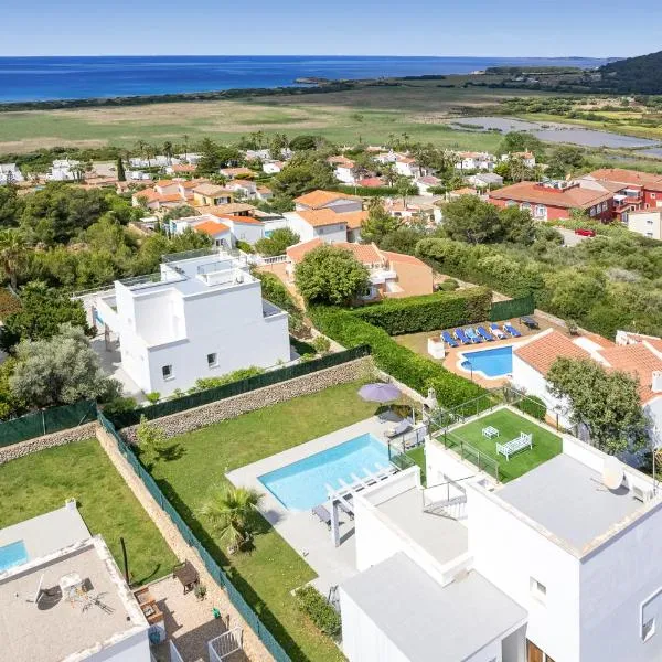 Luxury Villa - Amazing Sea Views, hotel v destinaci Son Bou