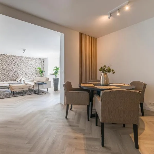 High-end Home, Near City Center And Park, hotel in Roosendaal