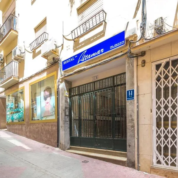 Hostal Altamar, hotel v destinaci Almuñécar