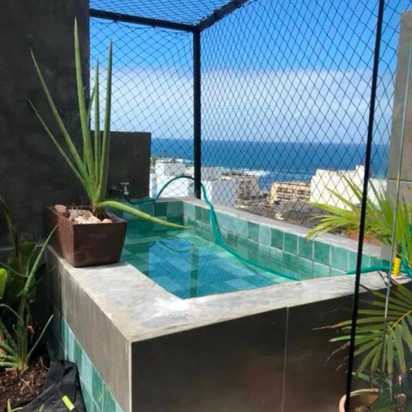 Loft com Jacuzzi Privativa e Vista Mar em Ondina
