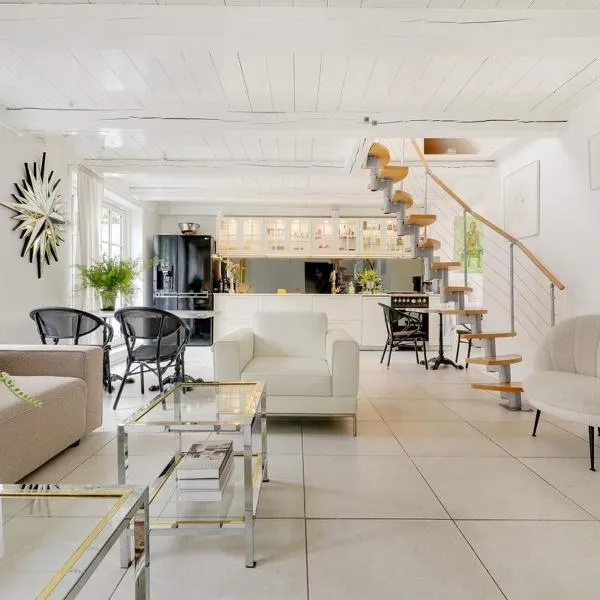 Scandinavian oasis at the sea, hotel di Klampenborg