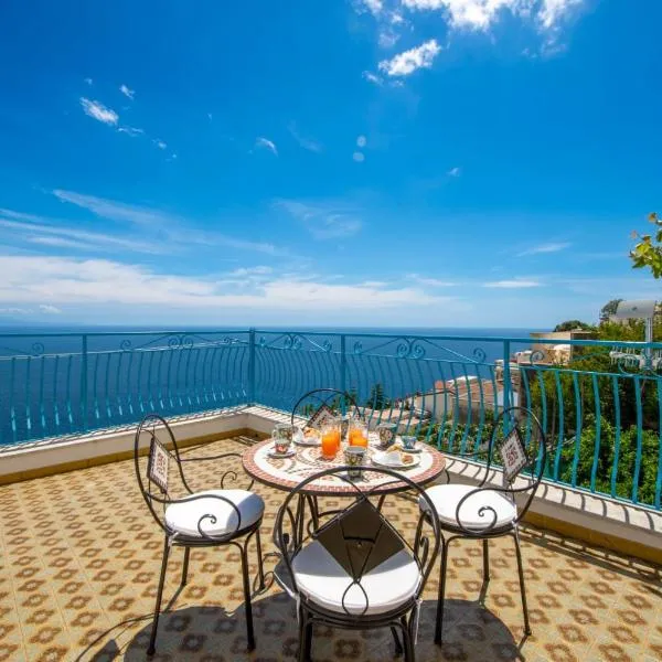 CASA VACANZE MARIANTONIETTA-Amalfi Coast, hotel in Praiano