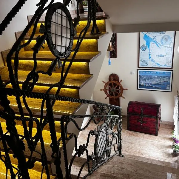 Szyper 2, hotel u gradu Jastarnija