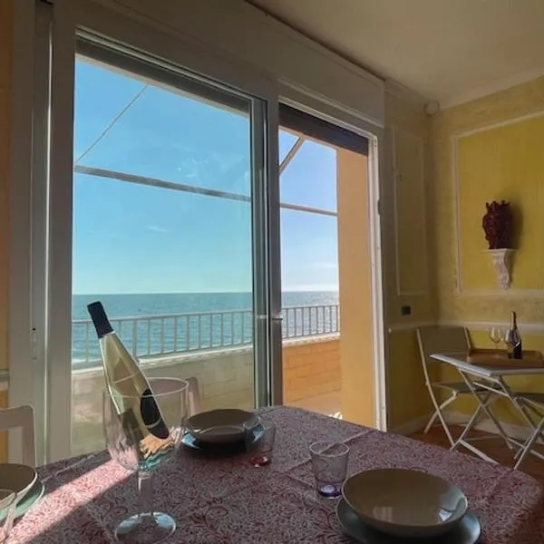 Alloggio turistico fronte mare con vista da sogno, hotel i Ladispoli