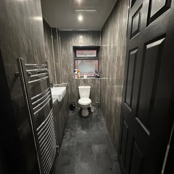 2 Double Bedrooms 1 Bathroom Near Train Station, hotel in Birmingham