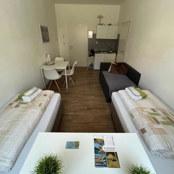 Urban Stay Kremsmünster Studio, hotel v destinaci Kremsmünster