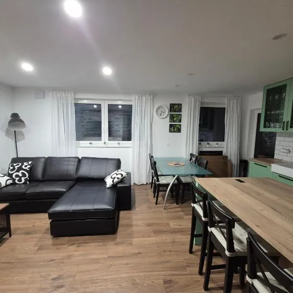 TaWorld apartment, ξενοδοχείο σε Šmartno pri Litiji