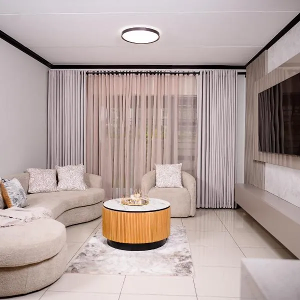 Genesis Luxury Apartments, hotel a Midrand
