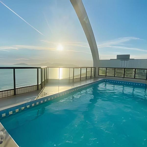 SHB - Charmoso Flat Com Vista Mar, Piscina e Wi Fi