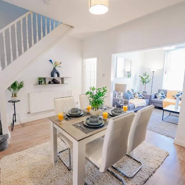 New 2BR Home Comfy and Spacious, hotel v destinaci Cardiff