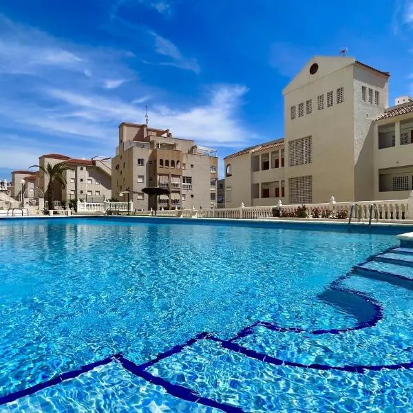 Casita con encanto, piscina y parking, hotel v destinaci Arenales del Sol
