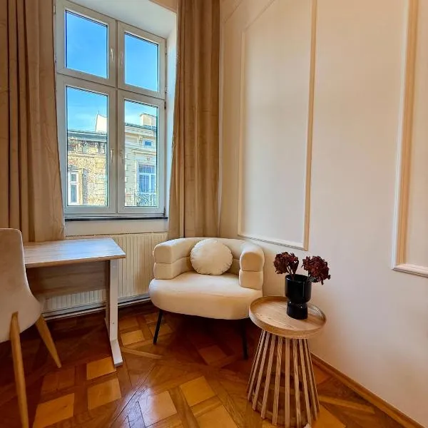 Vintage Rooms, hotel v destinaci Přemyšl