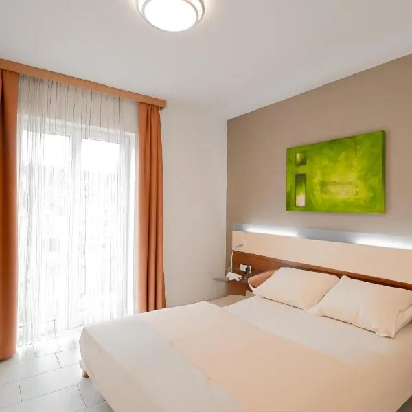 Frühstückspension Wernberg, hotel v destinaci Wernberg