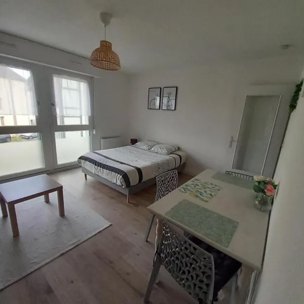 Appartement rénové et équipé – hotel w mieście Saint-Jacques-de-la-Lande