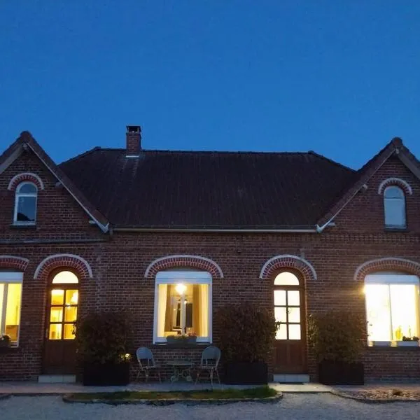 Maison de charme dans la Somme, hotel em Miraumont