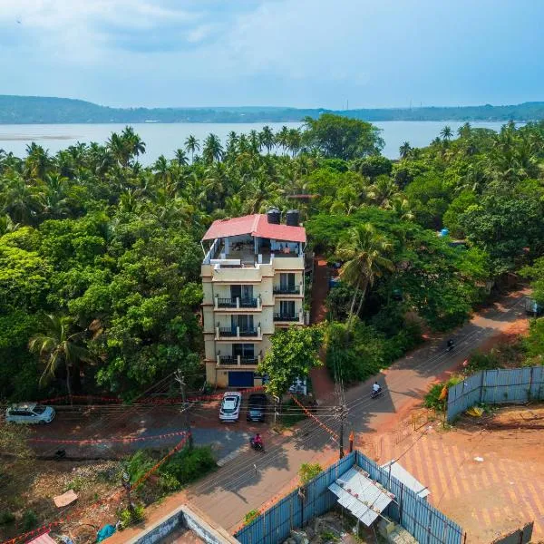 Helloworld Riverbank Inn, hotel v destinaci Morjim