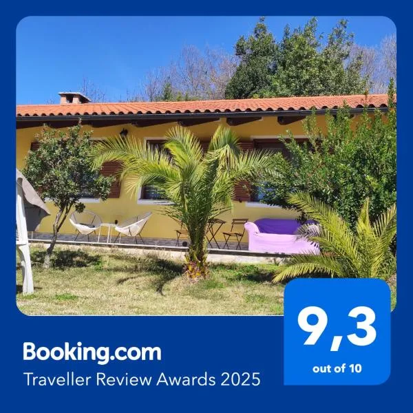 Cottage Chiera, hotel in Viverone