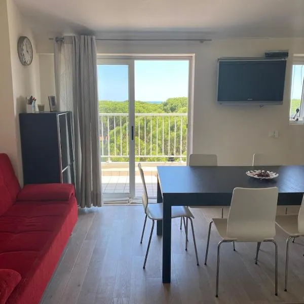 I Pini Apartment, hotel in Eraclea Mare