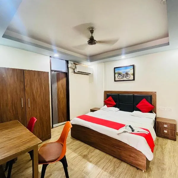Kerala Home Stay - Near NZMMUDIN Railway Station、ニューデリーのホテル