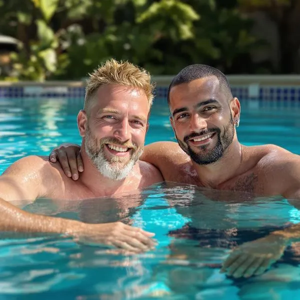 Roujan에 위치한 호텔 Cinq & Sept LGBT Resort for men