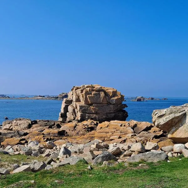 Adonis, ξενοδοχείο σε Paimpol