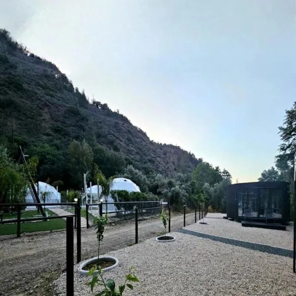 River Glamping Kalopanayiotis, hotel v destinaci Kalopanagiotis