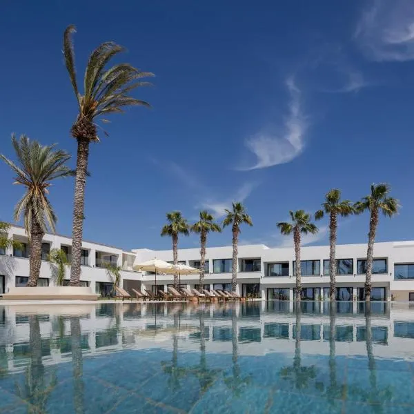 Paphos Hills Resort & Spa by Brown Hotels, hotel in Paphos