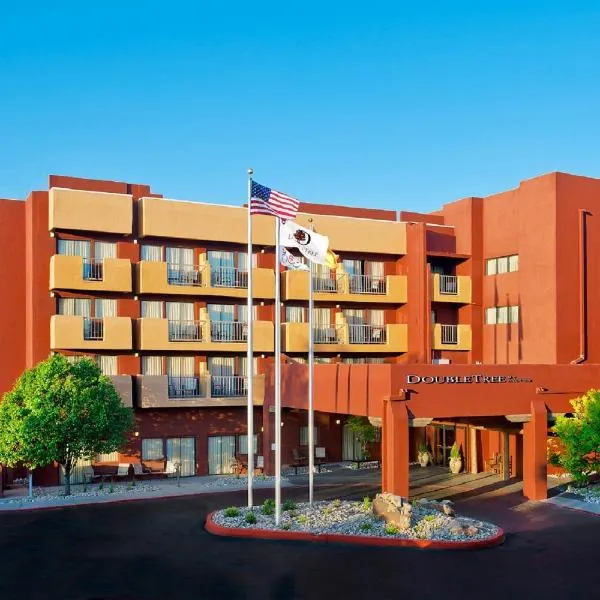 ダブルツリー バイ ヒルトン サンタ フェ（DoubleTree by Hilton Santa Fe）、サンタフェのホテル