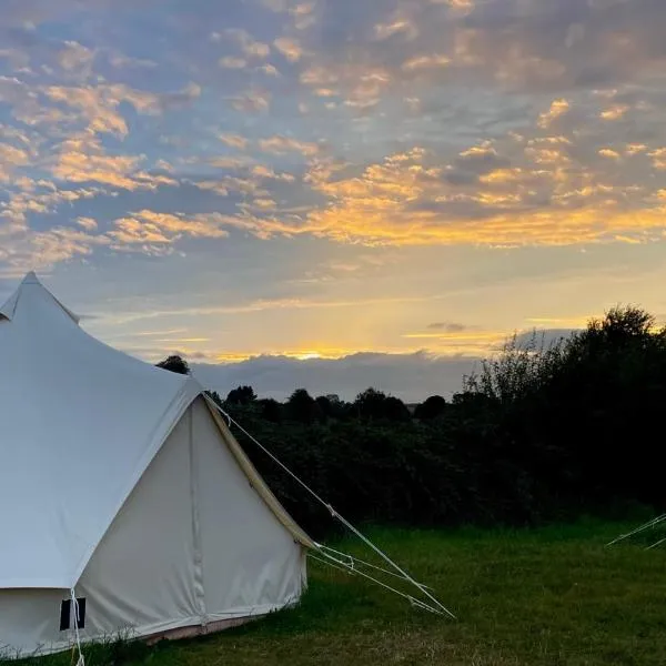 Nine Yard Bell Tents - Lytham, hotel in Lytham St Annes