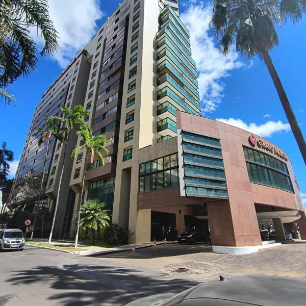 Flat particular com varanda, garagem e wi-fi no Hotel Grand Mercure