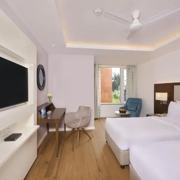 Golden Tulip Vagator Goa, hotel en Vagator